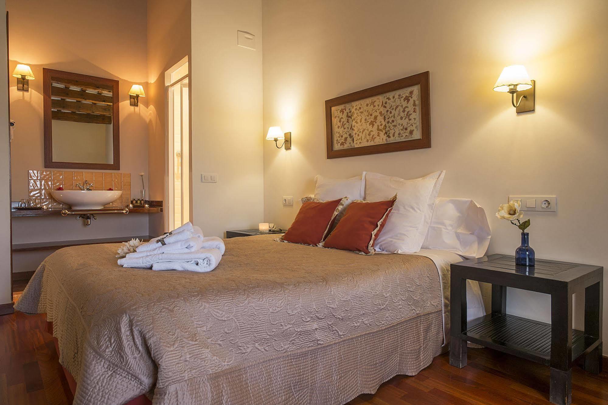Hotel Palou 1874 Sant Pere De Ribes